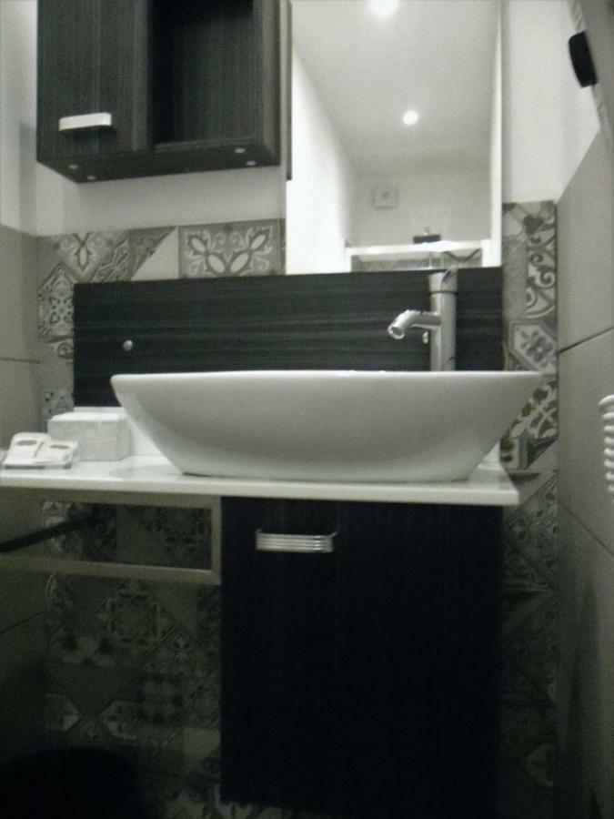 Le Vie Del Centro Otel Palermo Dış mekan fotoğraf